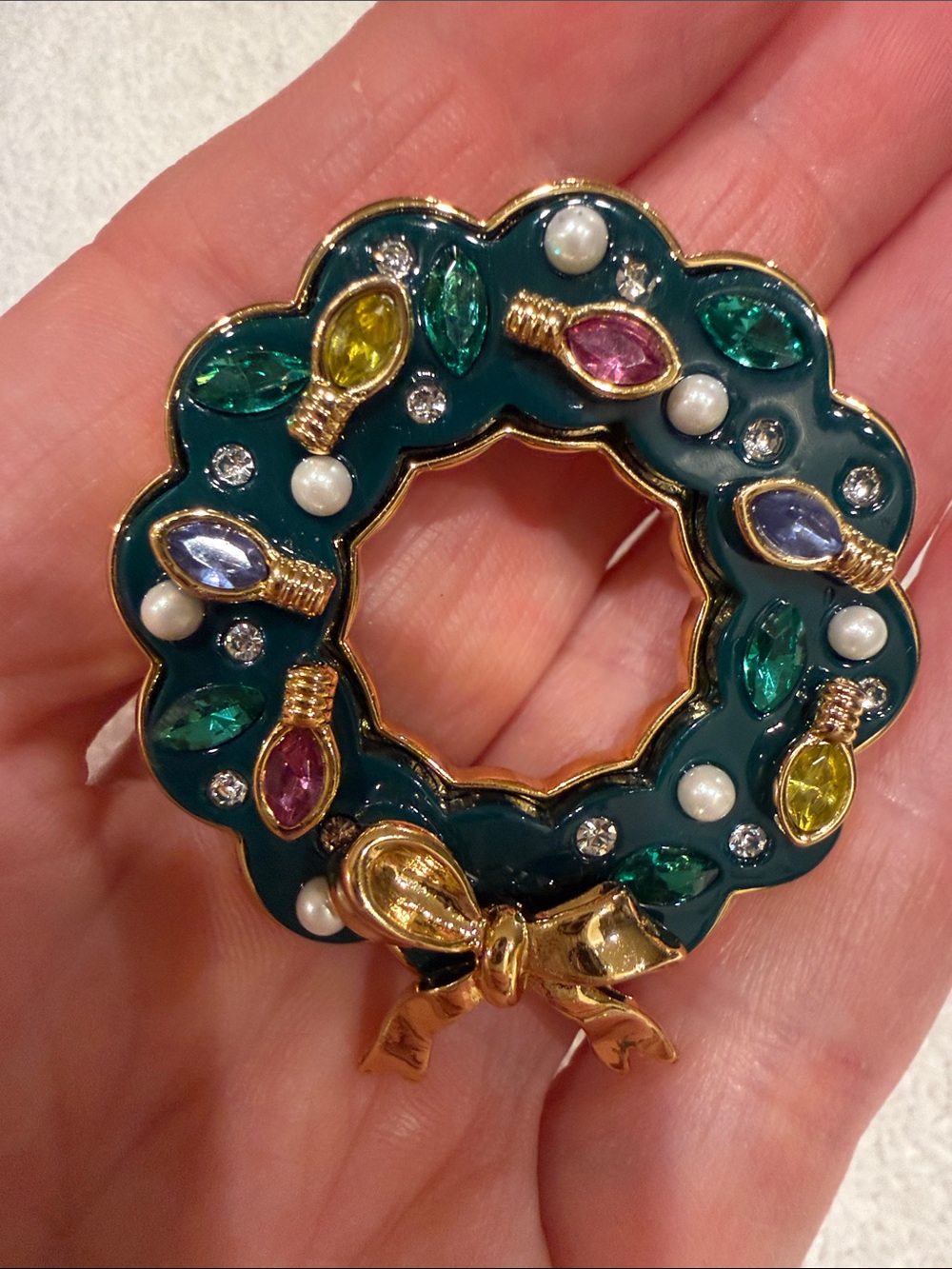 Talbots Green Enamel Wreath Brooch with Multicolor Stones and Gold Bow